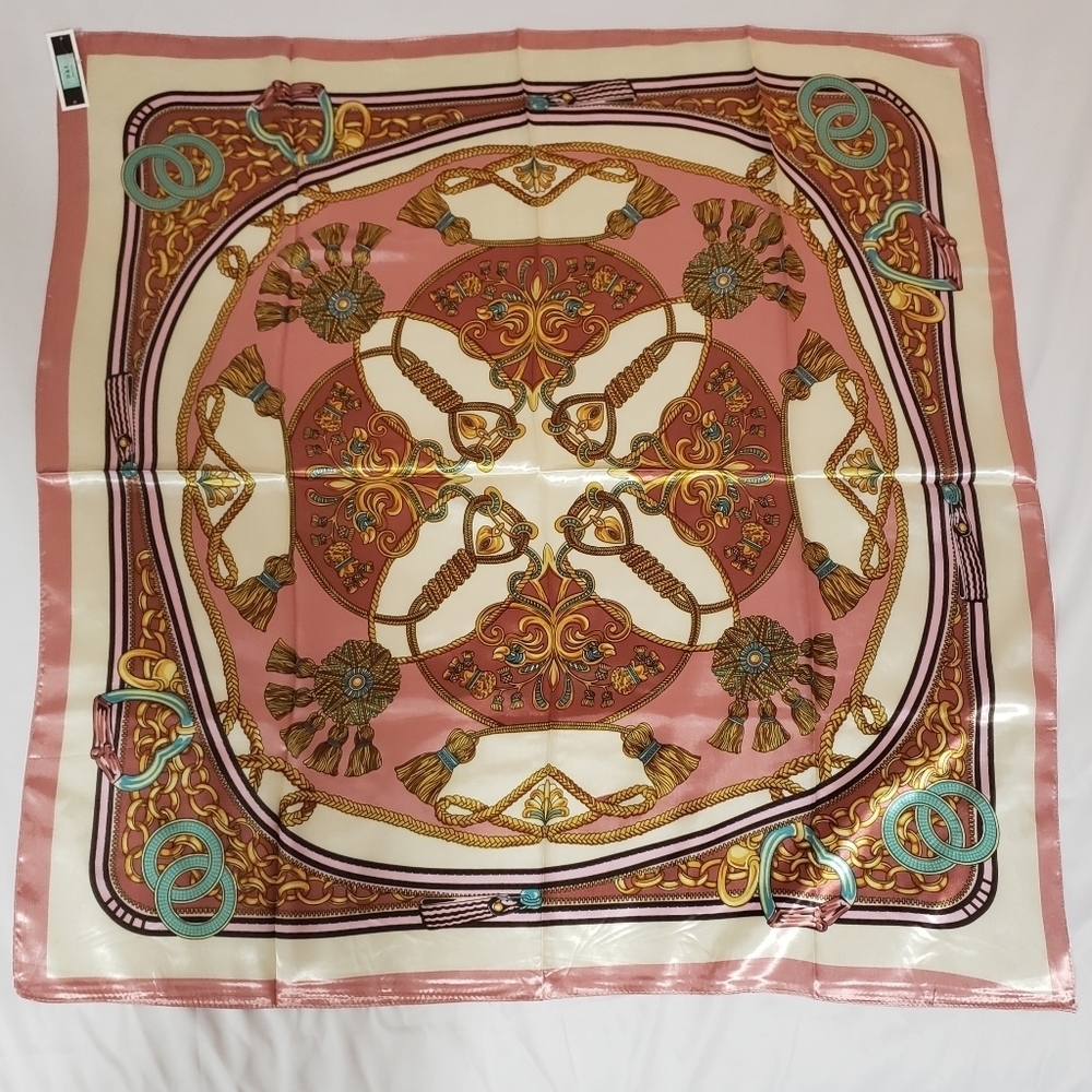 R-1631- Women's Scarf Pink Blue Black NWT